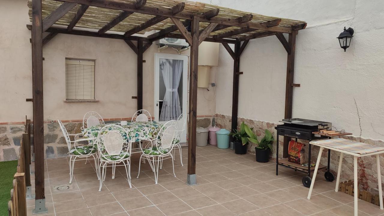 La Casa Del Cerrillo Villa Sonseca Luaran gambar