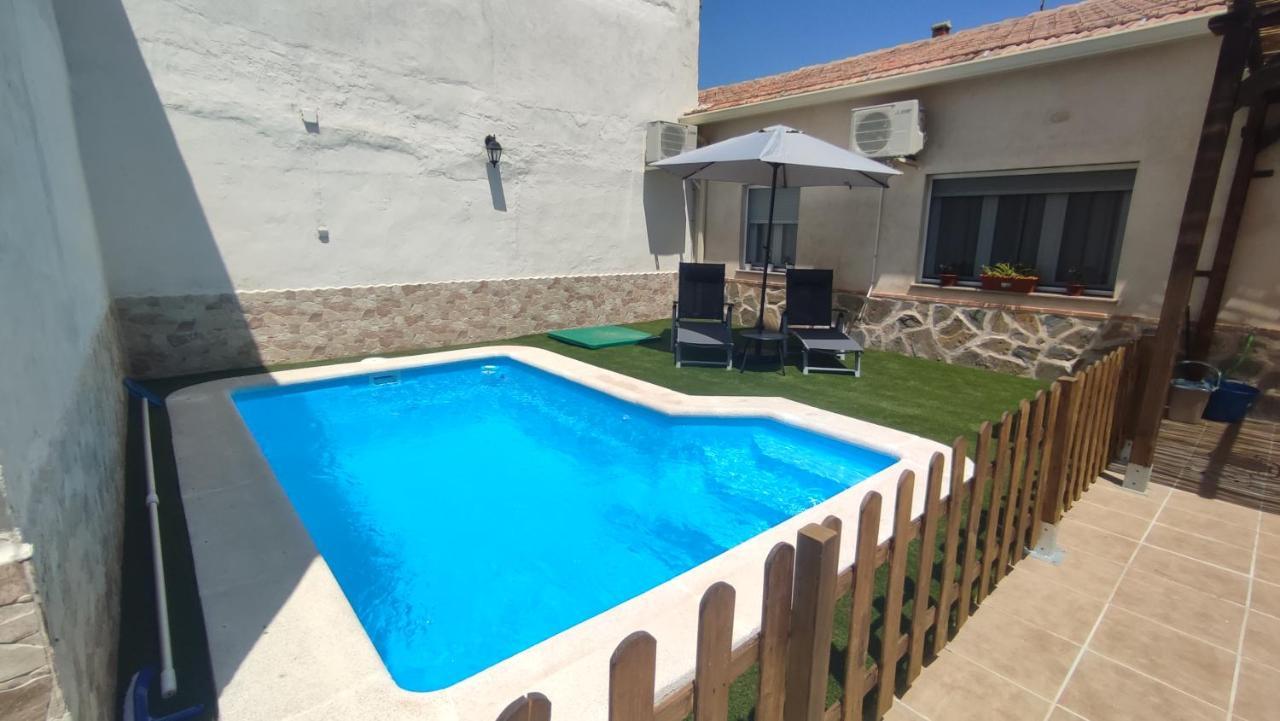 La Casa Del Cerrillo Villa Sonseca Luaran gambar