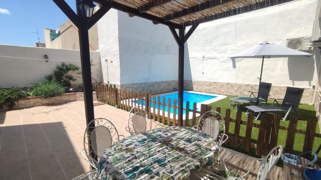 La Casa Del Cerrillo Villa Sonseca Luaran gambar